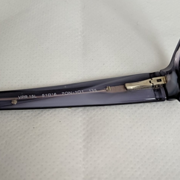 Prada glasses - Picture 6 of 8